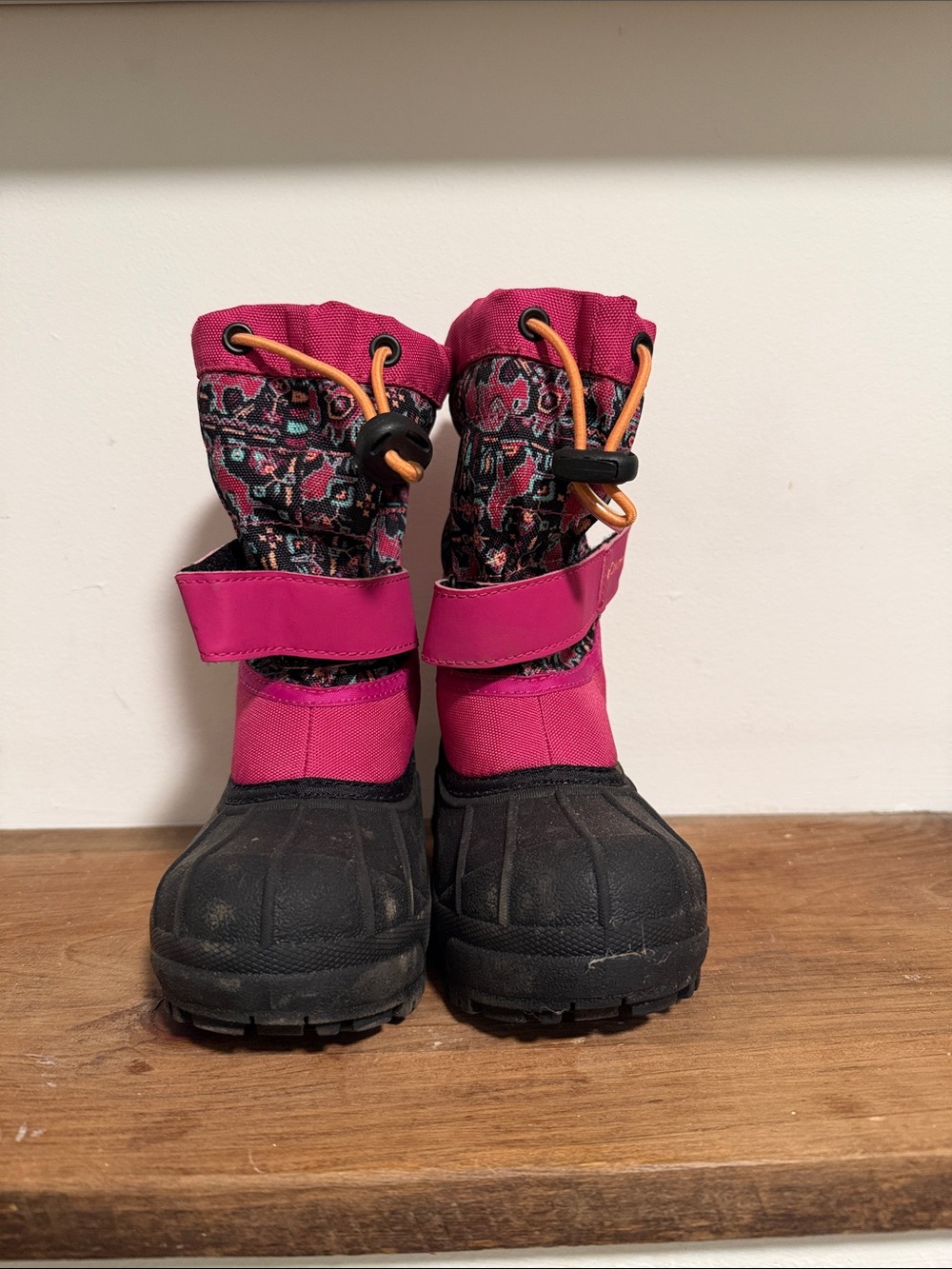 Columbia Pink and Black Kids Snow Boots with Patterned Shaft